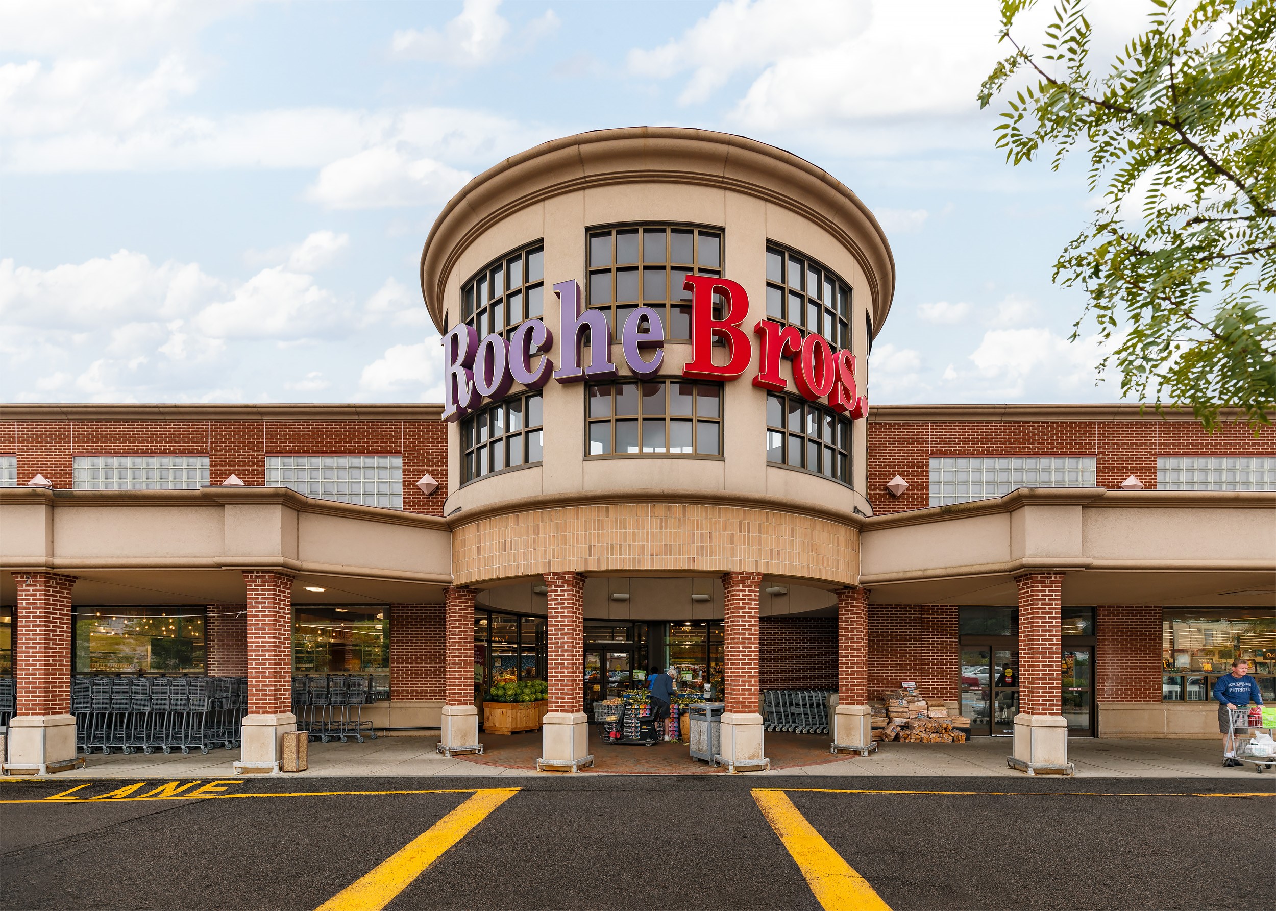 Roche Brothers Supermarkets Brothers Marketplace CM B