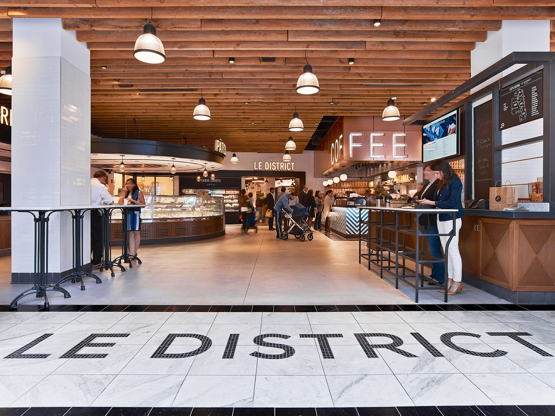 Le District - CM&B | Construction Management & Builders